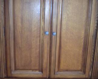 Entertainment center   NOT particle board  REAL WOOD