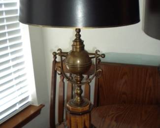 MCM dual light lamp