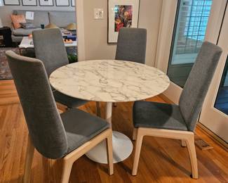 Modern Marble Top Table and 4 Chairs that slightly recline 39 round x 29 tall