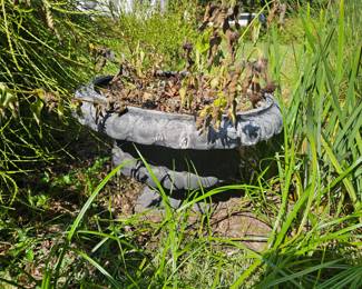 Pair Hard Plastic Planters