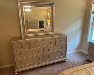 NEW 7 DRAWER CHEST WITH MATCHING MIRROR. PLATINUM FINISH.