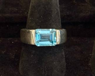 .925 Silver topaz ring