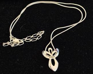 025 Angel Pendant necklace