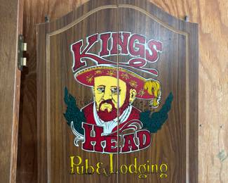 Vintage Kings heady Pub & Lodging Dart board 1970’s