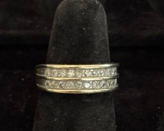14 k gold ring