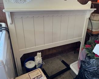 Full/Queen Headboard