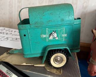 Strucco Trailer