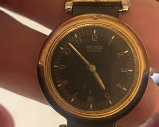 Seiko Ladies Quartz Watch