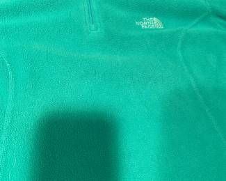 Women’s Northface fleece pullover