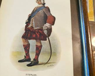 picture of man dressed in Kilt