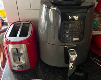 Ninja air fryer, toaster