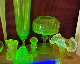 Uranium glass