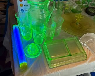 Uranium glass