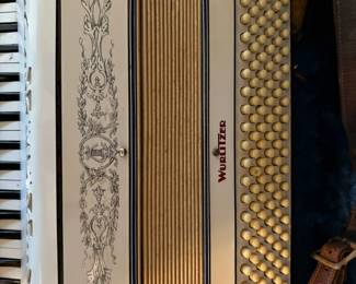 Wurlitzer accordian