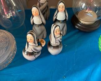 Lefton Baseball Nuns