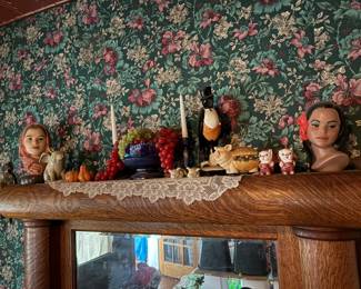 figurines