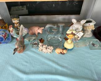 figurines