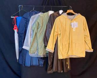 Vintage Rain Coats Including ThermalSlicks And EverDry Size MediumLarge