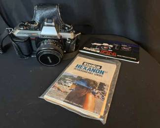 Vintage Konica FT1 35mm Camera