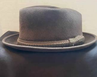 Vintage Champ Genuine Velour Mens Hat
