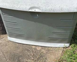 Rubbermaid Resin Outdoor Storage