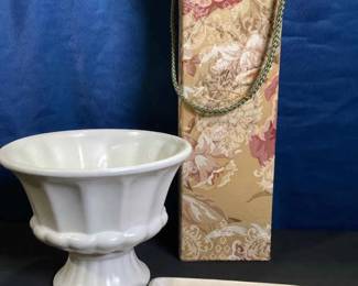 Decorative Storage Box Ivy Dish Soap Hand PaintedPottery Vase