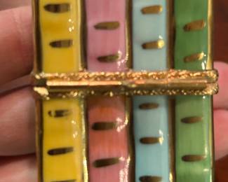#206	Limoges pastel boox trinket box	 $40.00 
