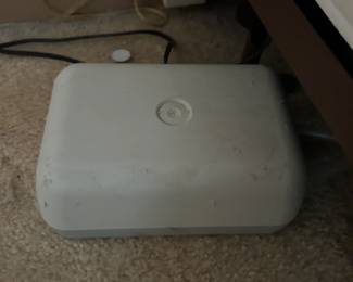 #2 Sleep Number i10 King Size Bed w/two Twin Platform Twins w/remote - You Move - w/stains $100.00