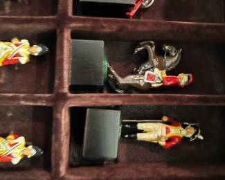 #362	metal chest set 	 $45.00 
