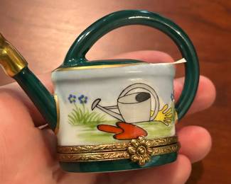 #212	Limoges garden water can trinket box	 $45.00 
