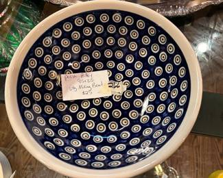 #266	Polish Pottery Mixing Bowl 9.5x3.5	 $25.00 
