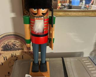 #174	Steinbach, British Gate Guard	 $80.00 
