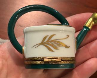 #212	Limoges garden water can trinket box	 $45.00 
