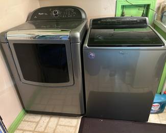 #86 Whirlpool Super capacity Washer WTW7500 Whirlpool Super capacity Dryer WED 8900 $600.00