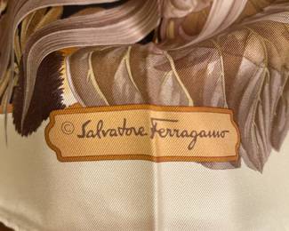 #108	Ferragamo Jungle Tiger Scarp - 33x33	 $100.00 
