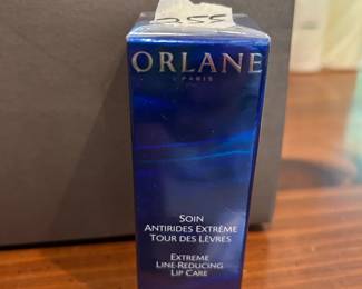 #254	Orlane Paris Extreme Liner Reducing Lip Care - 50oz 15ml  New in sealed box	 $29.00 
