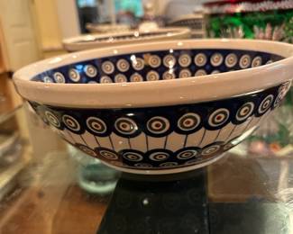 #267	Polish Pottery Mixing Bowl 9.5x3.5	 $25.00 
