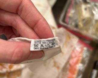 #106	Hermes Glare de Guillermo Scarf - 34x34	 $150.00 
