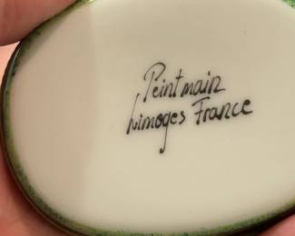 #207	Limoges Arc de Triomphe trinket box	 $45.00 

