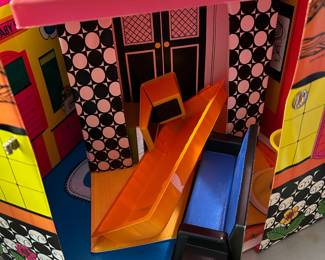 #382	Barbie Family House	 $40.00 
