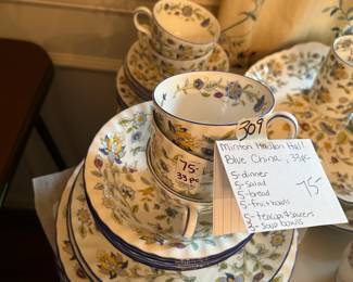 #309	Minton Haddon Hall blue China 33 pcs 	 $75.00 
