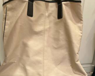 #96	Coach Black/Cream Large Canvas Tote/Travel Bag	 $50.00 
