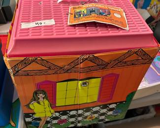 #382	Barbie Family House	 $40.00 
