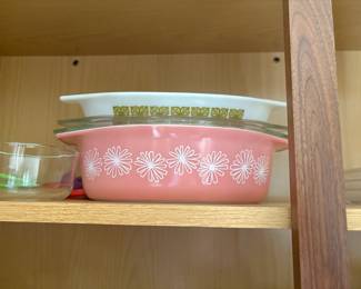 . . . vintage pink Pyrex