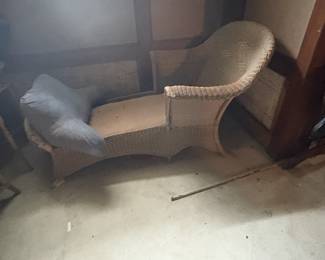 . . . vintage chaise lounge chair