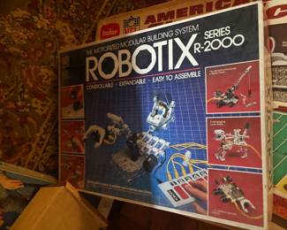. . . another Robotix Series R-2000 set