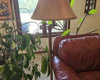 Floor lamp
