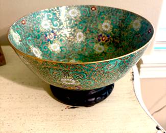Vintage Japanese porcelain green floral bowl