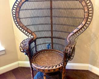 Classic wicker Peacock chair