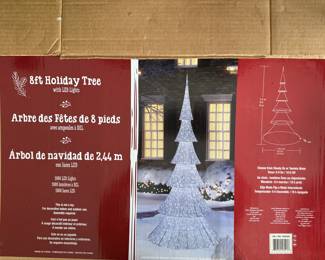 New in Box 8’ White Holiday Tree with 1000 LED Lights